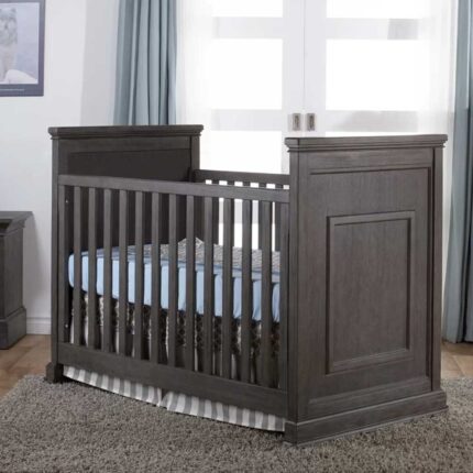 Kivona Adalee Baby Crib in Black
