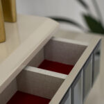 Kivona Oriel Bedroom Set